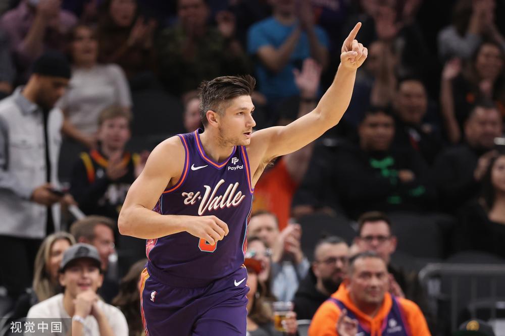 员在面对重 员在面对重