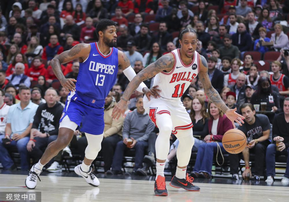 在场上展现 在场上展现