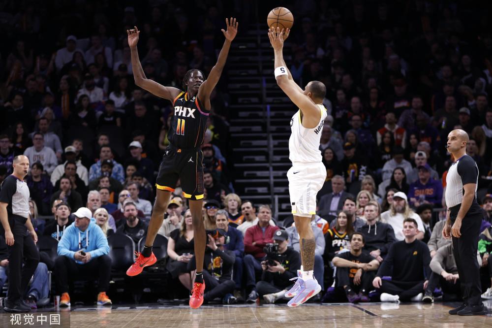 他那令人眼 他那令人眼